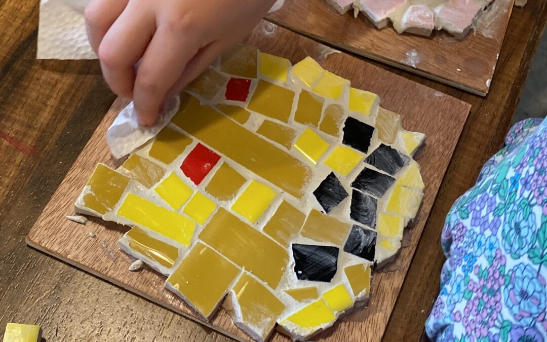 Kids at Craft (6-12 yrs)